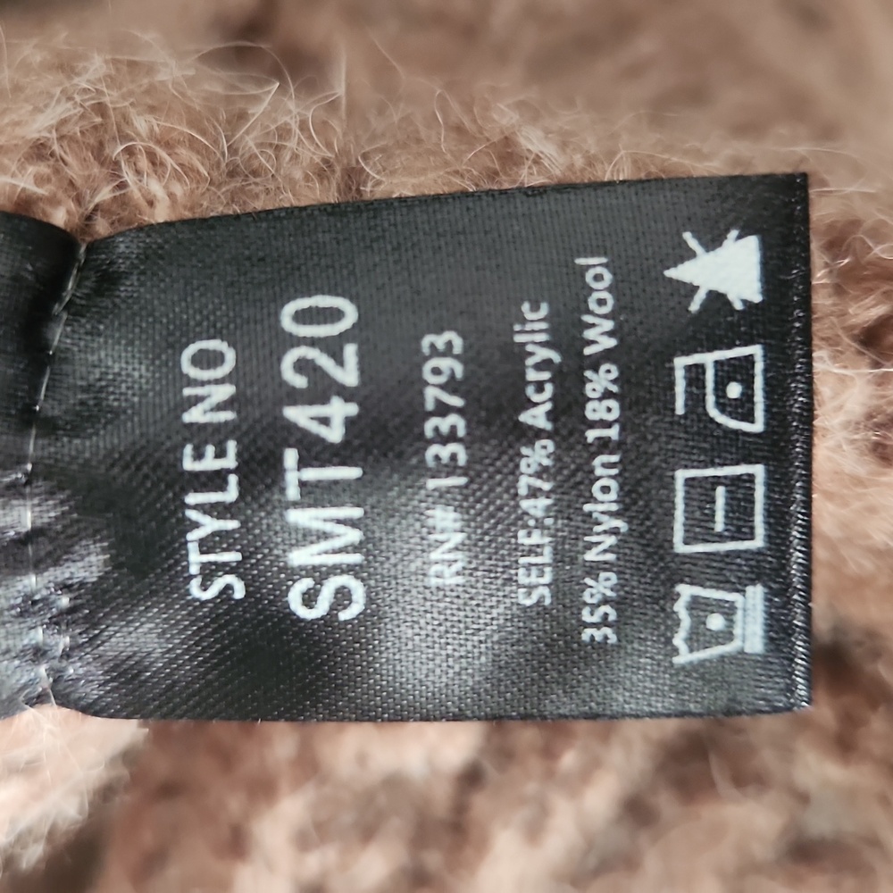 NWOT POL Sweater - Picture 8 of 9